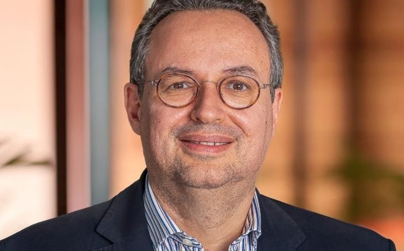 لوكاس بيليود يقود استراتيجيات الفطيم للتنقل الكهربائي