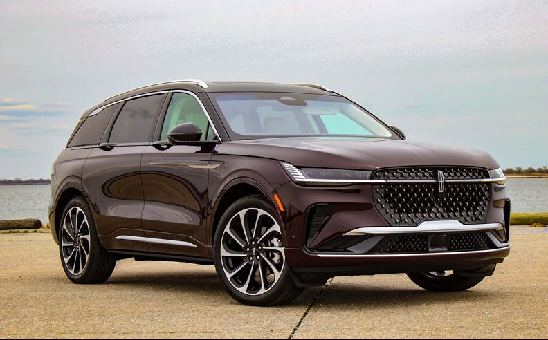 Nautilus Hybrid Recognition and Powertrain