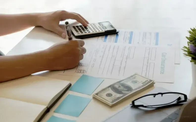  أسعار التأمين على السيارات في الإمارات 2025