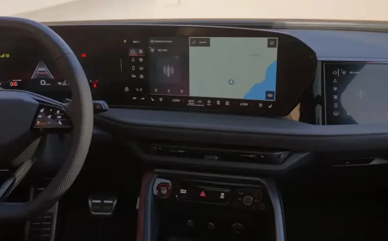 داخل أودي SQ5 2025: الفخامة تلتقي بالأداء