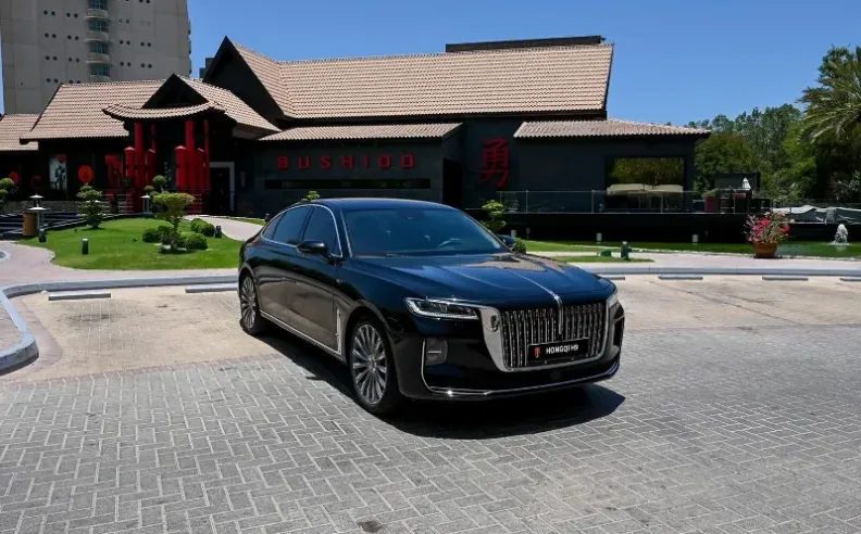 سيارات هونشي سيدان