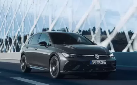 2025 Volkswagen Golf R Price and Specs in Saudi Arabia
