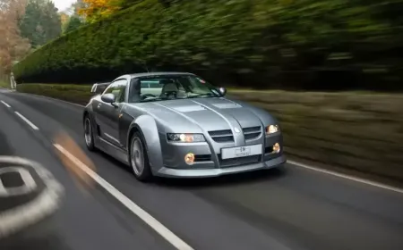 بعد 20 عامًا من إطلاقها: إم جي XPower SVR تعود إلى الواجهة كرمز بريطاني نادر