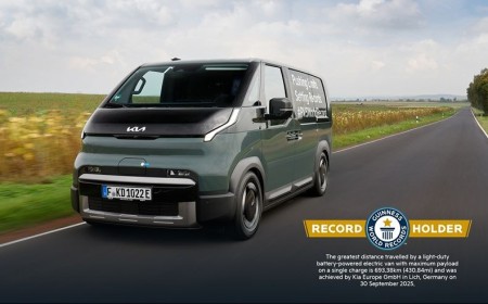 كيا PV5 تحطم رقم غينيس بقطع 693 كم دون شحن