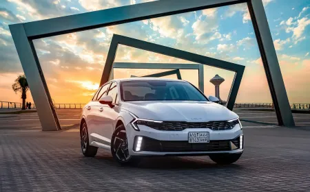 كيا K5 2025 في السعودية: الأسعار والفئات والمواصفات الكاملة للمحرك والتصميم والتقنيات