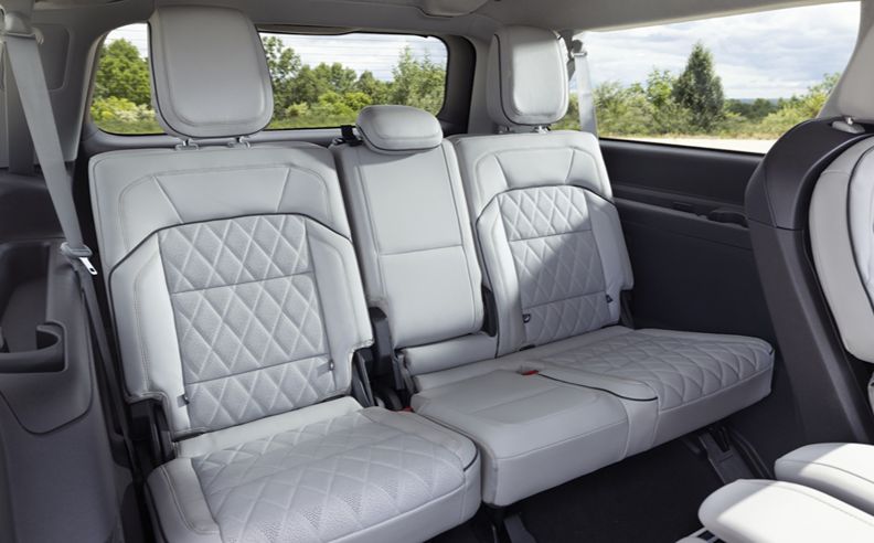 Interior Luxury, Technological Customization, and Multi-Sensory Experiences