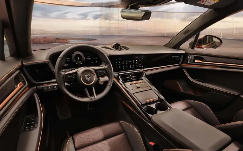 مقصورة مكسوّة بالجلد حتى آخر سنتيمتر