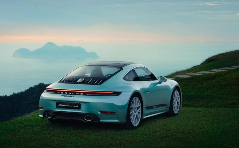 نسخة واحدة فريدة من نوعها