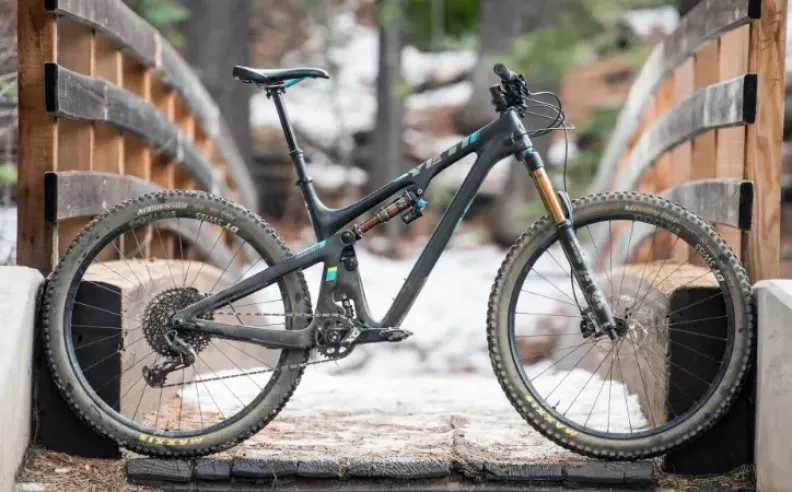 دراجات جبلية للمحترفين: Yeti SB130 TURQ X01