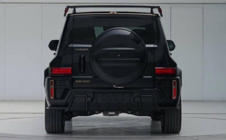 أسعار تانك 700 في الإمارات