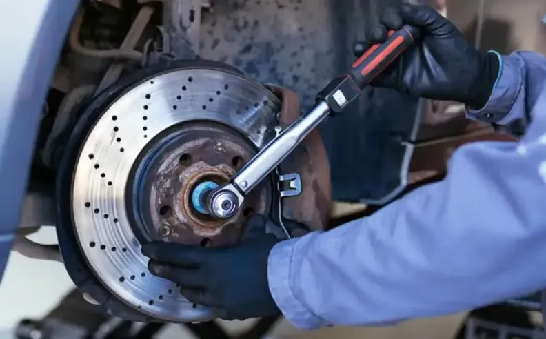 أسئلة شائعة عن أعطال مؤشر المكابح