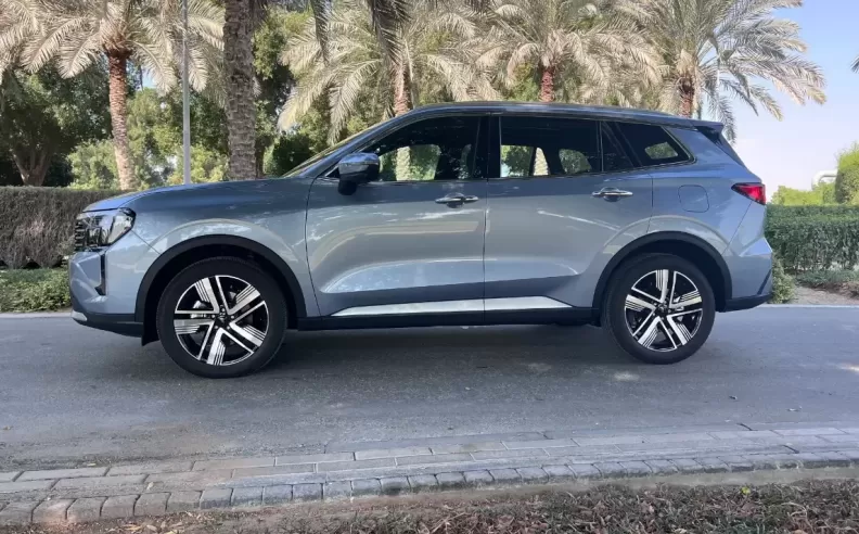 Tech That Fits GCC Driving