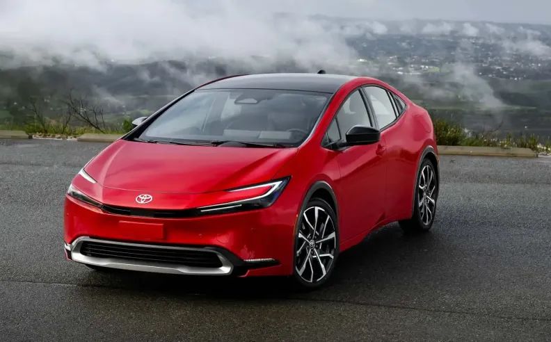 تويوتا بريوس PHEV: الخيار الذكي اليومي