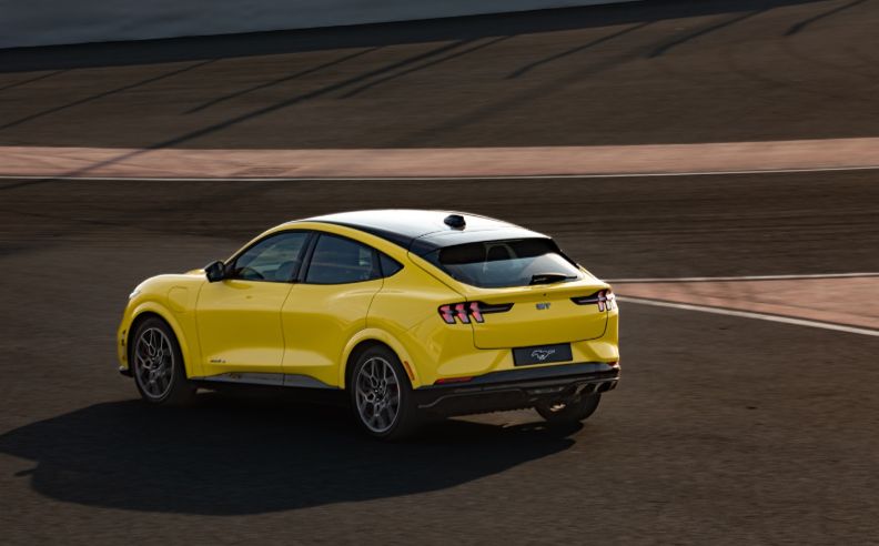 تقنيات القوة والتحكم في موستانج ماك-إي