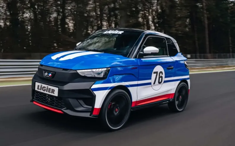 سيارة متواضعة بطموح غير متوقع