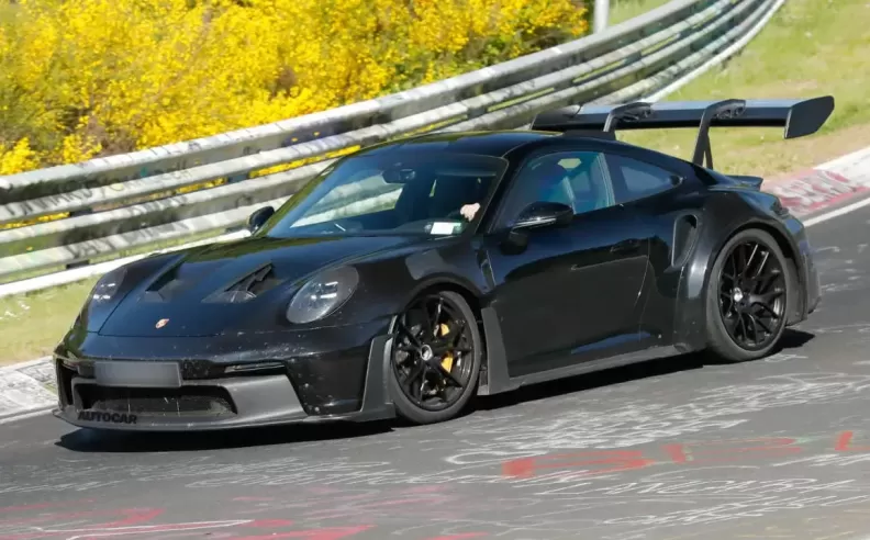 Porsche 911 GT2 RS Raises the Bar for Track Performance