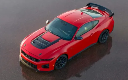 فورد موستانج دارك هورس SC 2026: الوحش الغامض الذي جاء لكسر شوكة الكبار