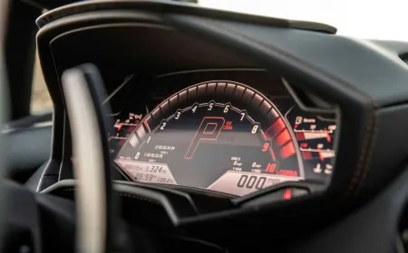 تكنولوجيا الفورمولا 1 التي تستخدمها يومياً دون أن تشعر: من الحلبات إلى حياتك الواقعية