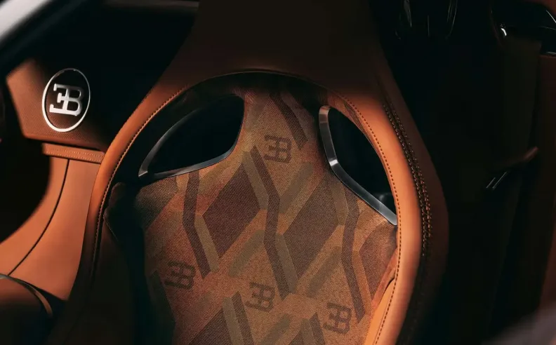 مستقبل التخصيص: ماذا يعني برنامج سوليتير لعملاء بوجاتي؟