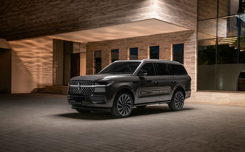 Lincoln Navigator as a Destination of Luxury and Escape