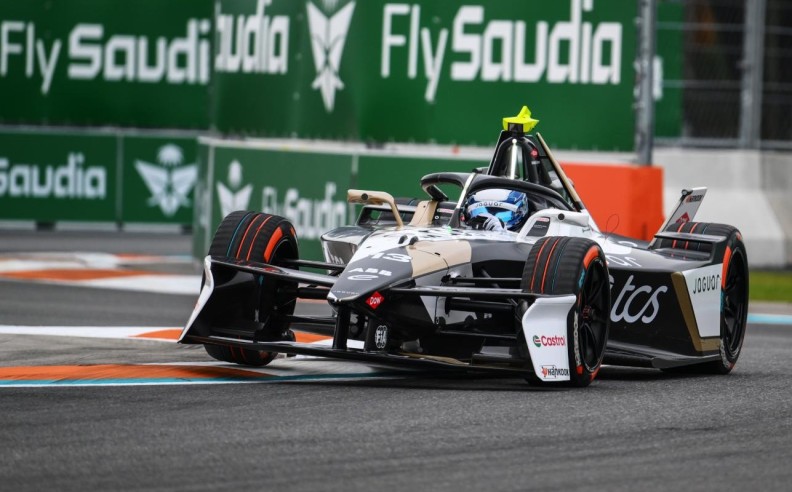 Evans’ Record Win and Jaguar’s Strong Start in Miami