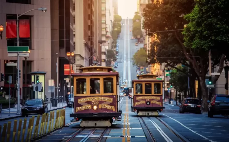 Elevated Pools and Stylish Shopping: California's Leisure Highlights
