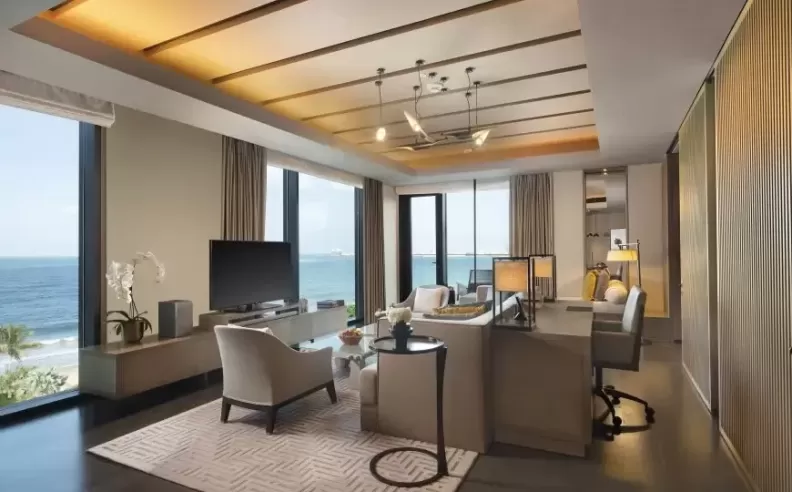 Culinary Delights and Unparalleled Relaxation