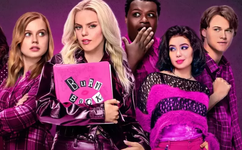  Mean Girls - إعادة صياغة كوميدية لكلاسيكية حديثة