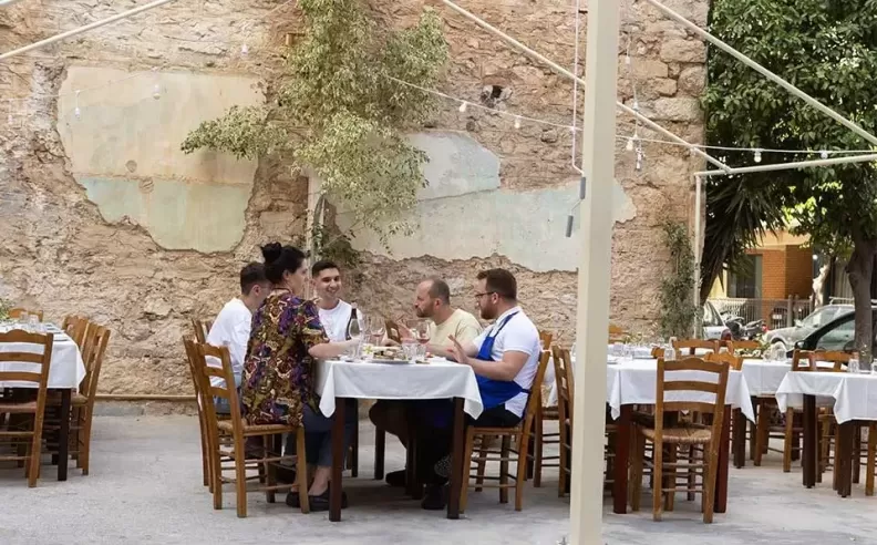 Taverna ton Filon: A Taste of Authentic Greek Cuisine