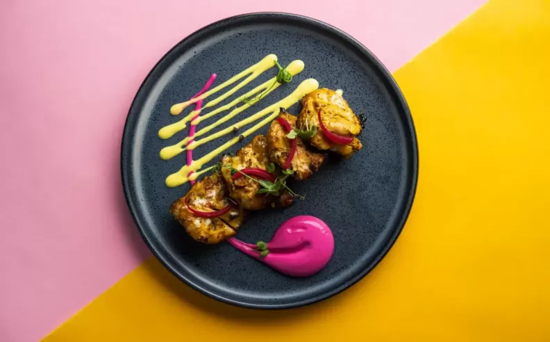 Indulge in a Luxurious Iftar Experience by the Creek