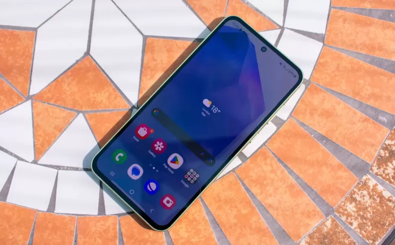 هاتف Samsung Galaxy A55 5G