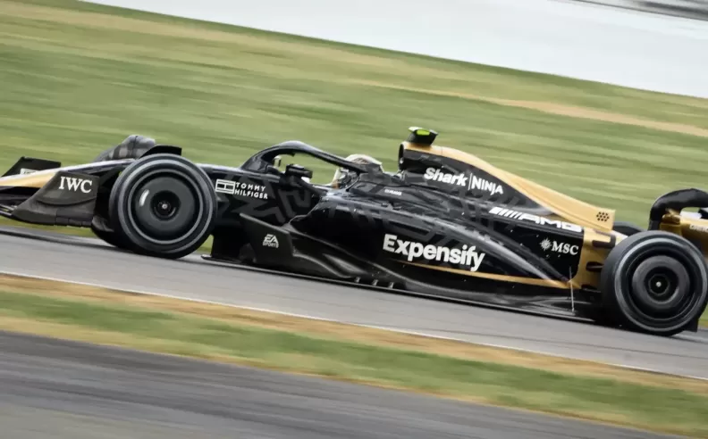 Real Tracks, Real Racing