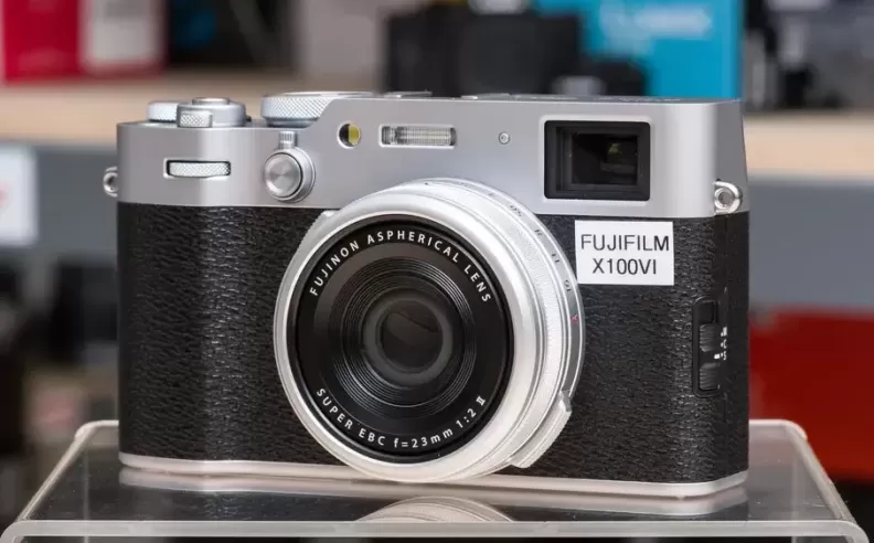 Fujifilm X100VI: أداء احترافي في تصميم كلاسيكي