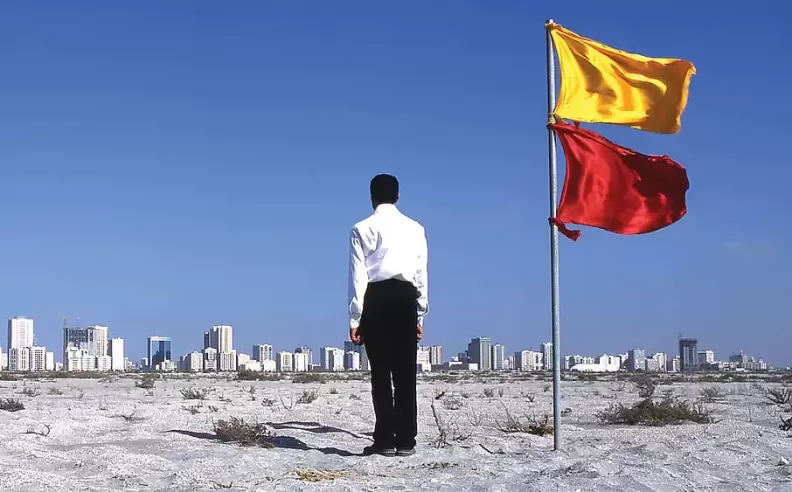 رؤية فنية توثق تحولات الخليج
