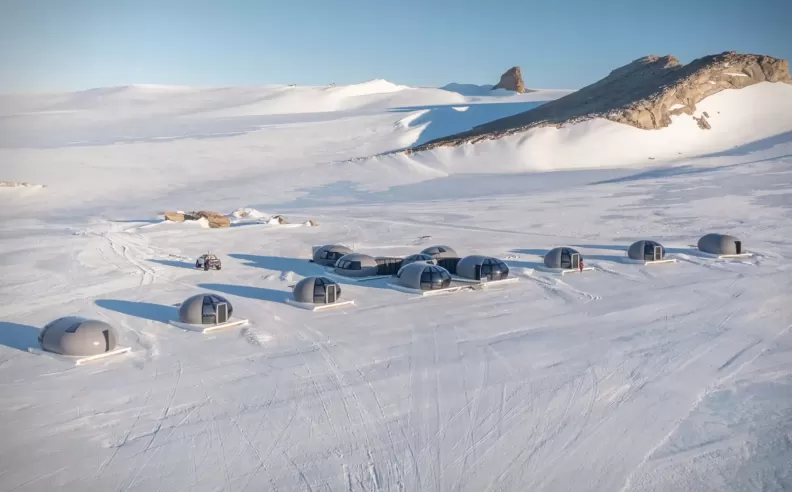 White Desert في القارة القطبية الجنوبية