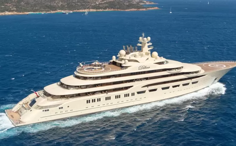 Dilbar: A Floating Resort with Record-Breaking Features