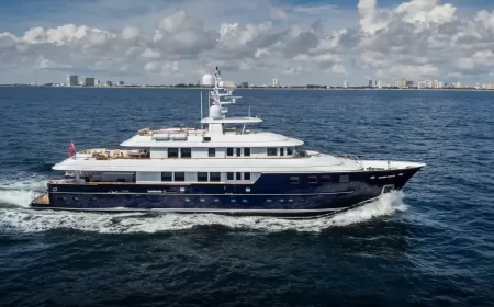 اكتشف ألاسكا على متن Ocean Seven: تجربة فاخرة في قلب البرية