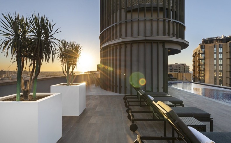 Poolside Leisure for Every Hour
