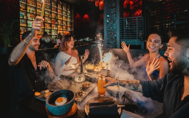 مزايا الحجز المباشر لصيف فايف لوكس