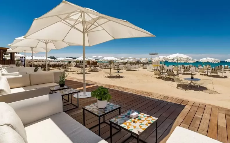 Private Beaches and Stylish Coastal Spots