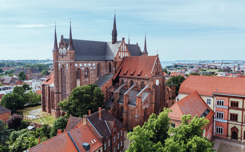 الطبيعة المستدامة في ألمانيا: مغامرة تحترم البيئة