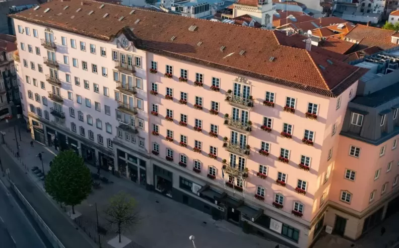Hospes Infante Sagres in Porto: Where Old School Glamour Meets Modern Comfort
