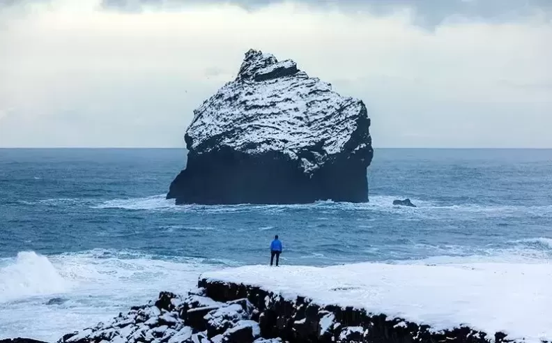 A Winter Escape to Remember: Celebrate Christmas and New Year in Iceland with GJ Travel