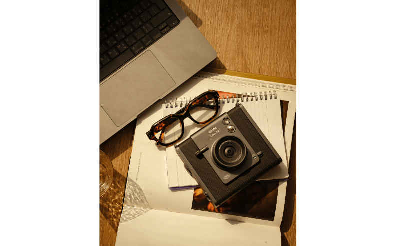 Instax WIDE Evo: