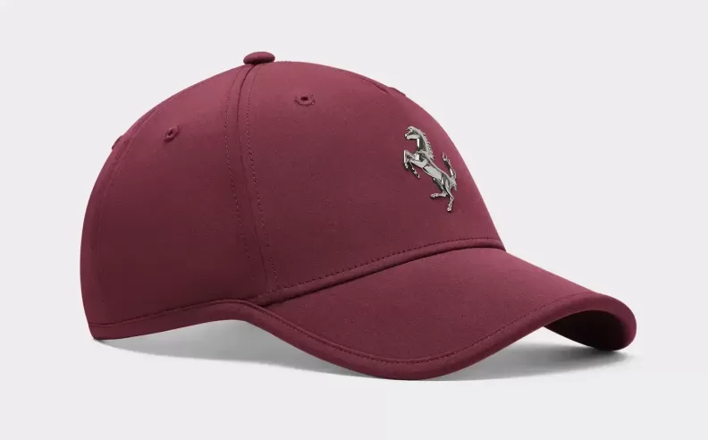 A cap that talks without saying much