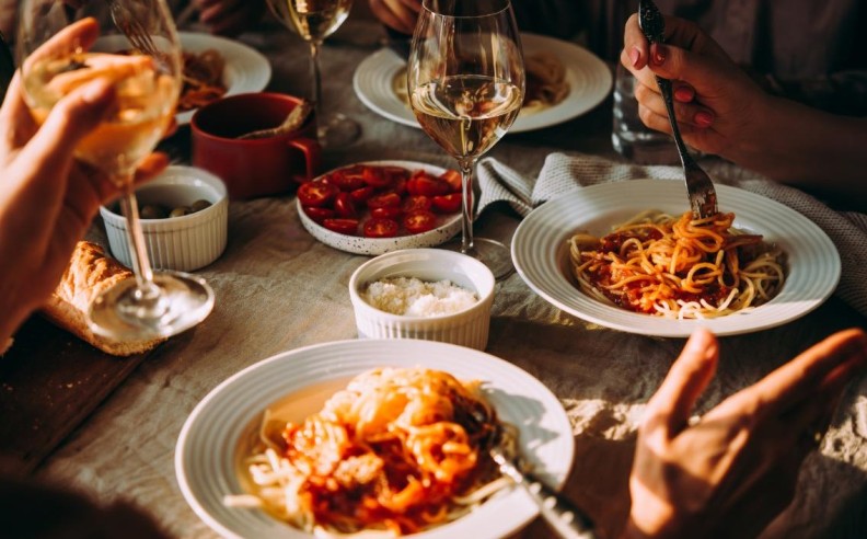 تجربة مميزة مع عرض Nonna’s Table في مطعم بوردووك