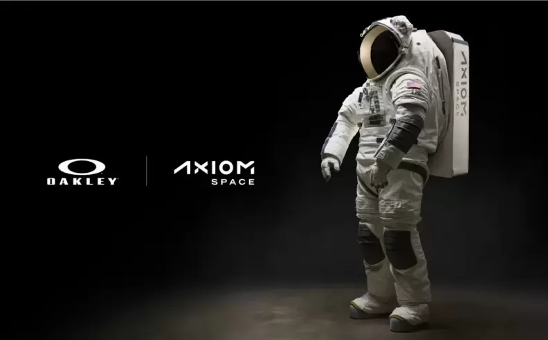 التعاون مع NASA