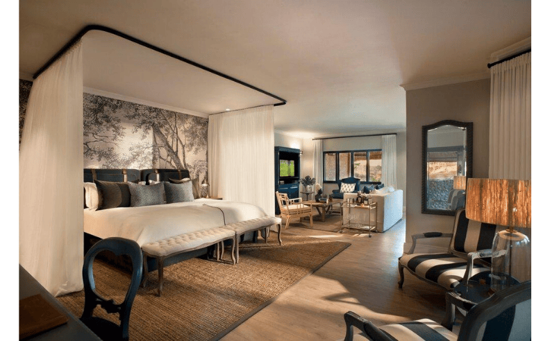 Exclusive Packages and Luxury Stays