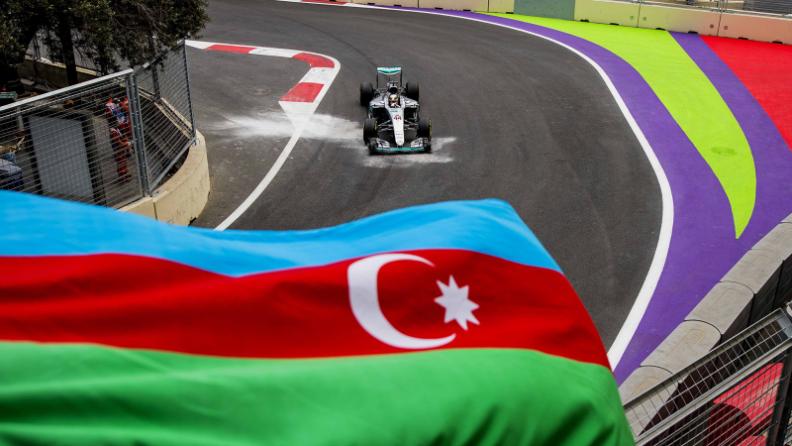 جلسة الإحماء قبل عطلة السباق