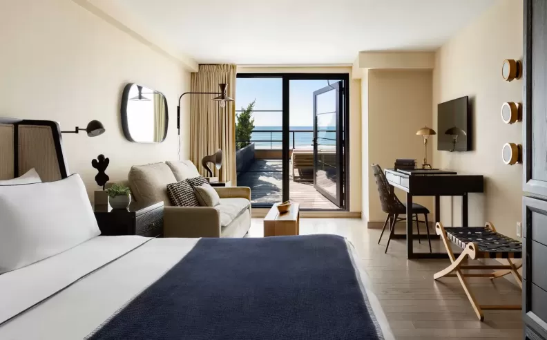 Stylish Rooms and Beach Views